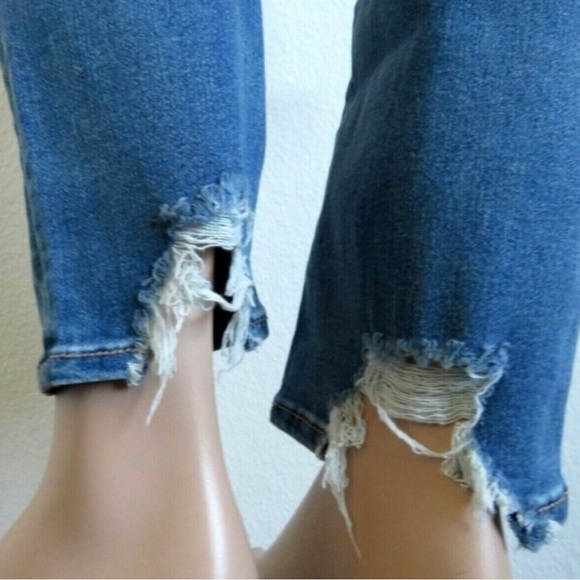 American Eagle Ne(x)t Level Hi-Rise Jeggings Cool TORN Plus Size 24 Regular NWT - Picture 5 of 5